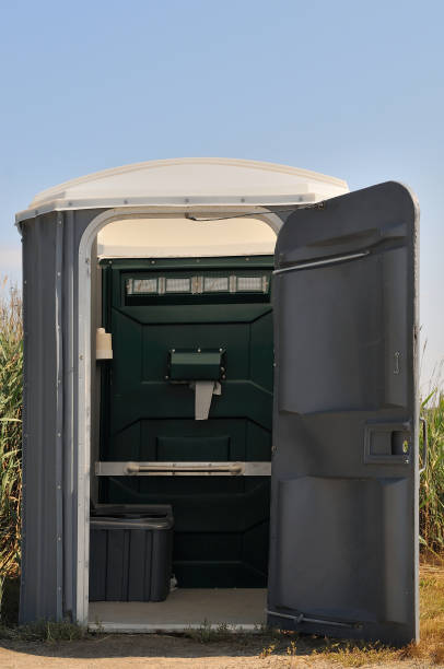 Portable Toilet Options We Offer in Eustace, TX